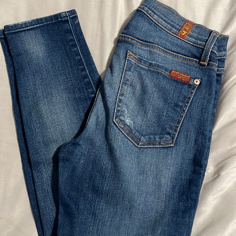 7 for all mankind ankle skinny jeans size 25. Length is 27.5inches
